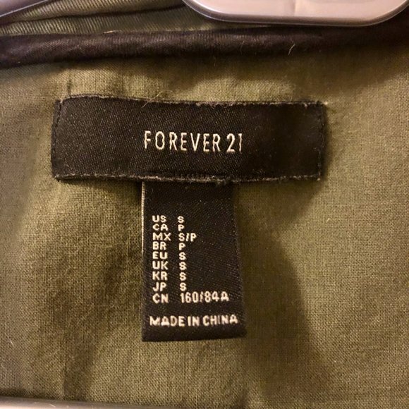 F21 Hooded Utility Style Jacket - Picture 7 of 7